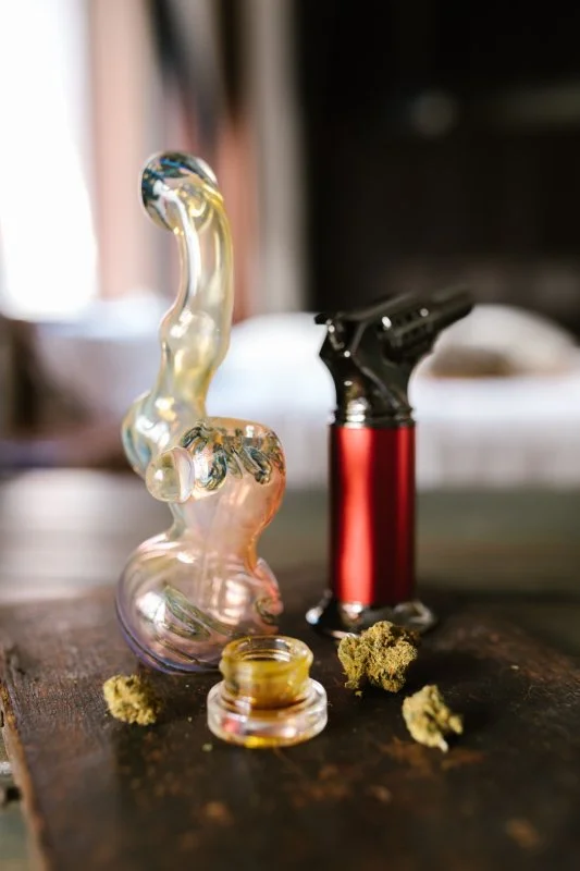 Head shop accessories