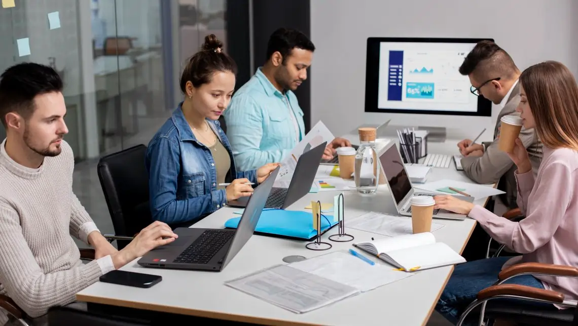 employee time tracking dashboard metrics